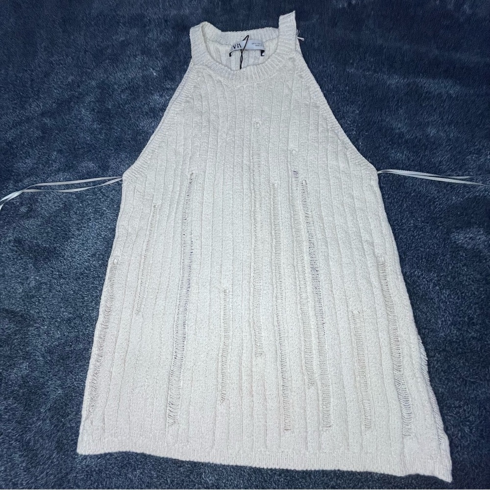 Zara cream  Sleeveless Top - Picture 3 of 9